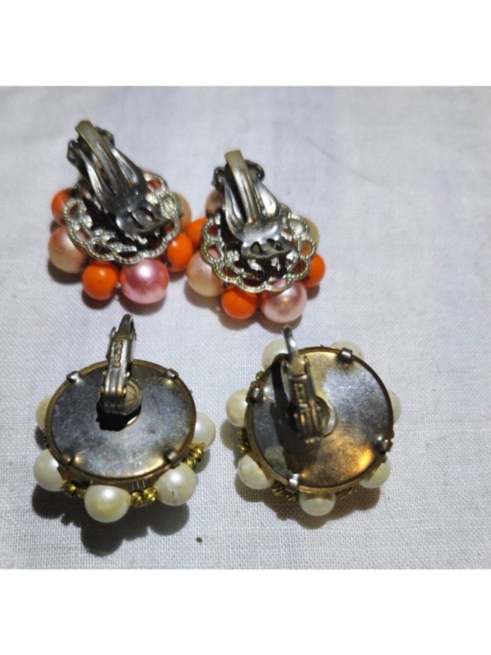 Vintage MCM Clip-On Earrings Lot - 8  Lucite Glass Acrylic Beads Assorted Colors - Picture 3 of 11